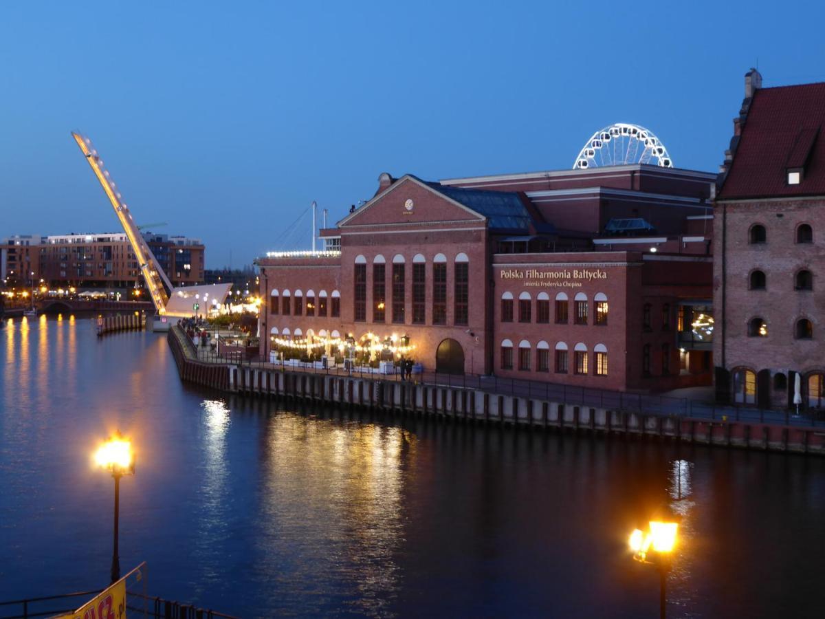 Magical River View By Downtown Apartments Gdansk Exterior photo